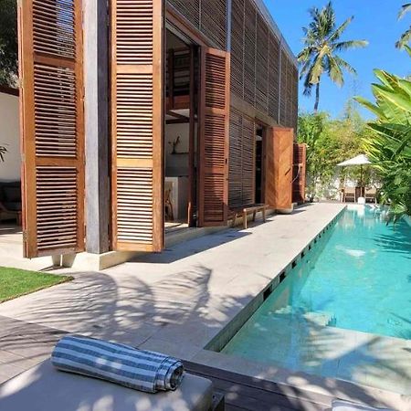 Villa Merbau غيلي آير المظهر الخارجي الصورة